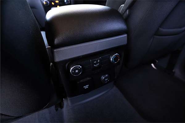 2016 Ford Everest Ambiente UA