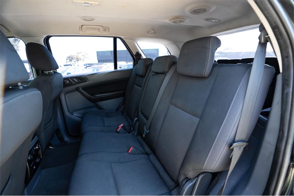 2016 Ford Everest Ambiente UA