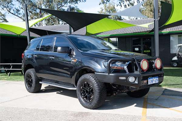 2016 Ford Everest Ambiente UA