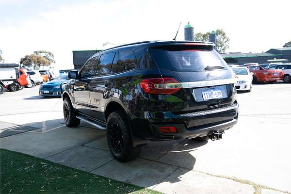2016 Ford Everest Ambiente UA