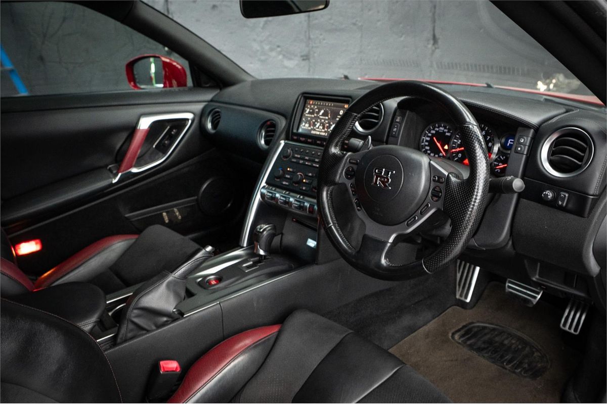 2010 Nissan GT-R PREMIUM R35