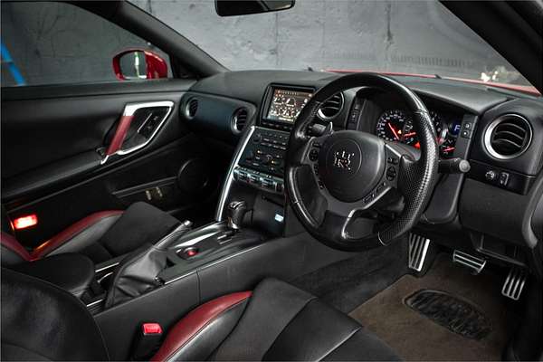 2010 Nissan GT-R PREMIUM R35