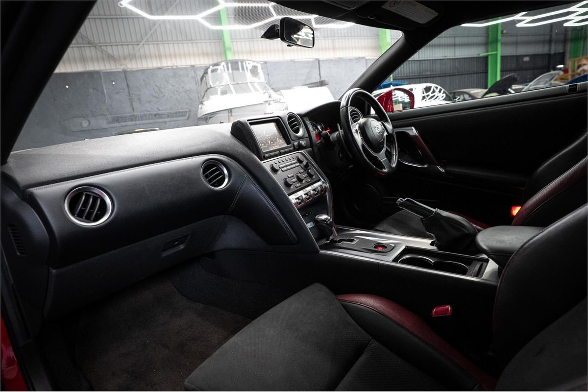 2010 Nissan GT-R PREMIUM R35