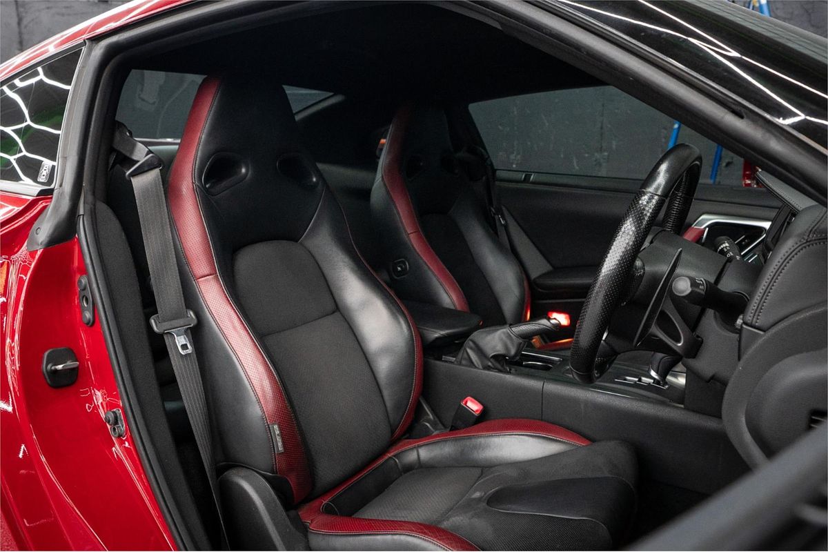 2010 Nissan GT-R PREMIUM R35