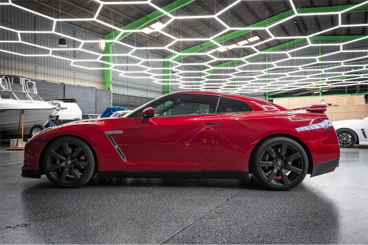 2010 Nissan GT-R PREMIUM R35