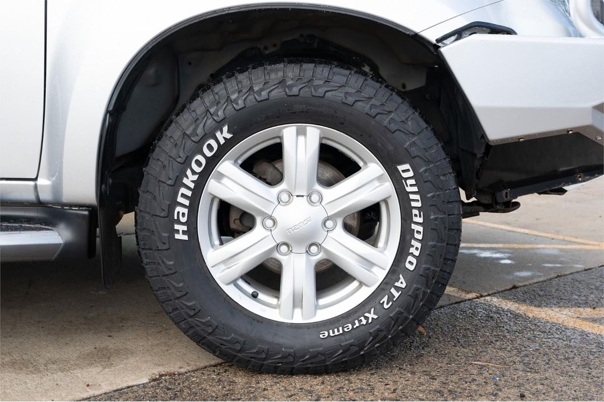 2014 Isuzu MU-X LS-U