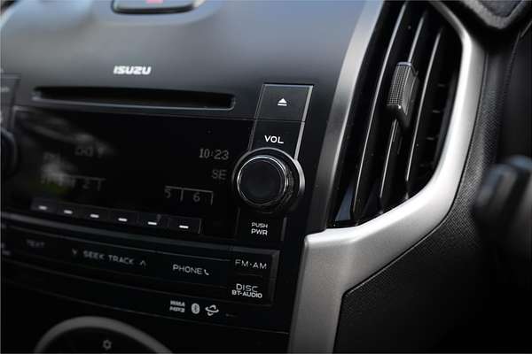 2014 Isuzu MU-X LS-U
