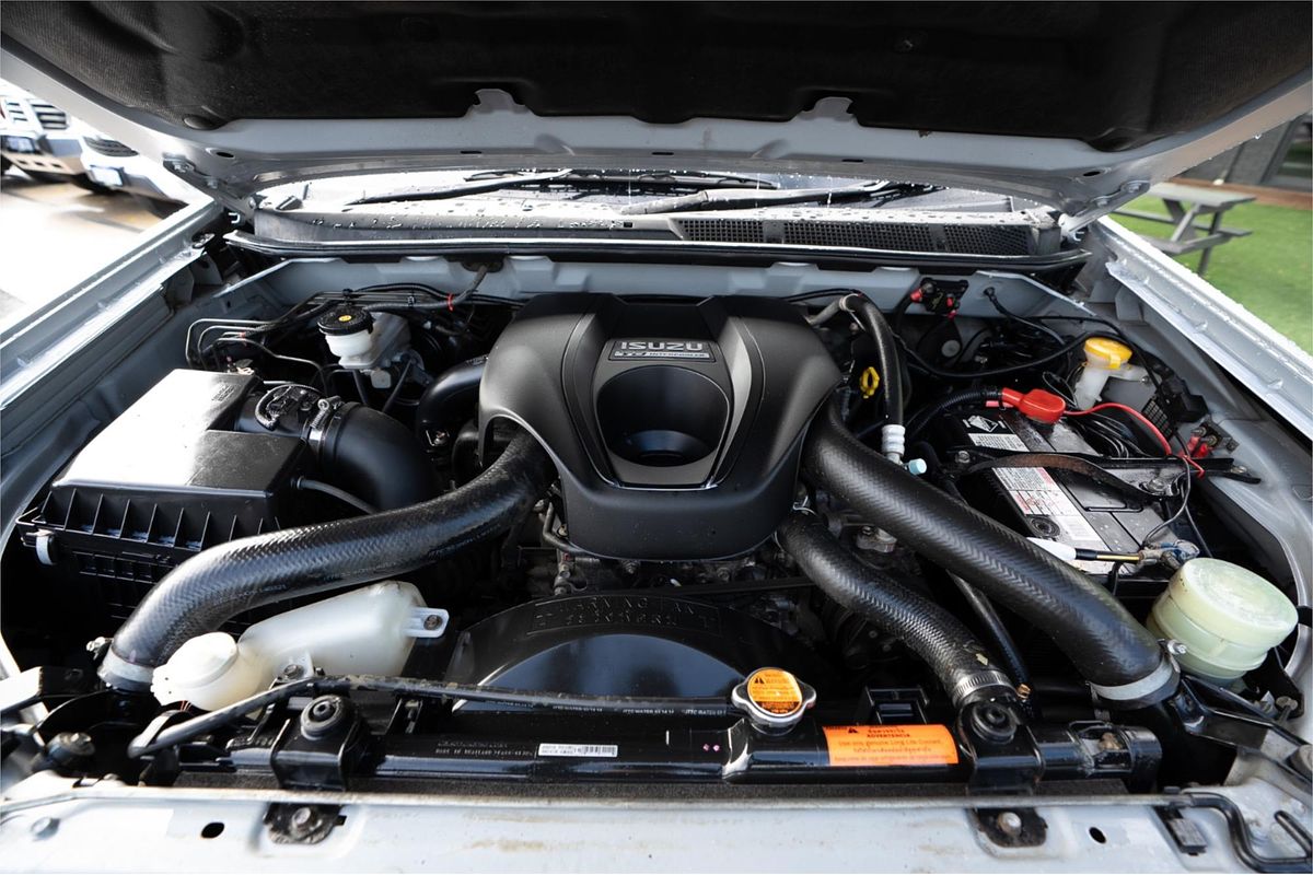 2014 Isuzu MU-X LS-U
