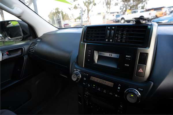 2013 Toyota Landcruiser GXL KDJ150R 11 UPGRADE
