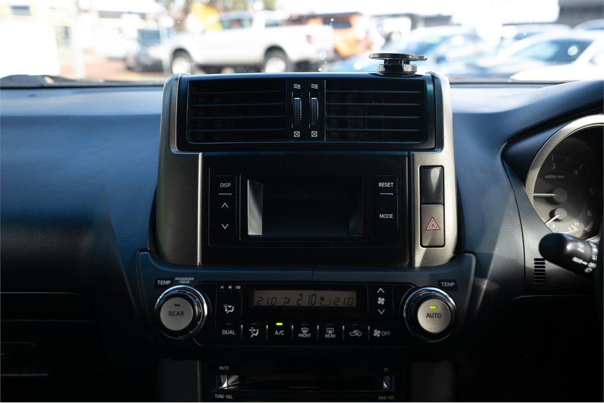 2013 Toyota Landcruiser GXL KDJ150R 11 UPGRADE