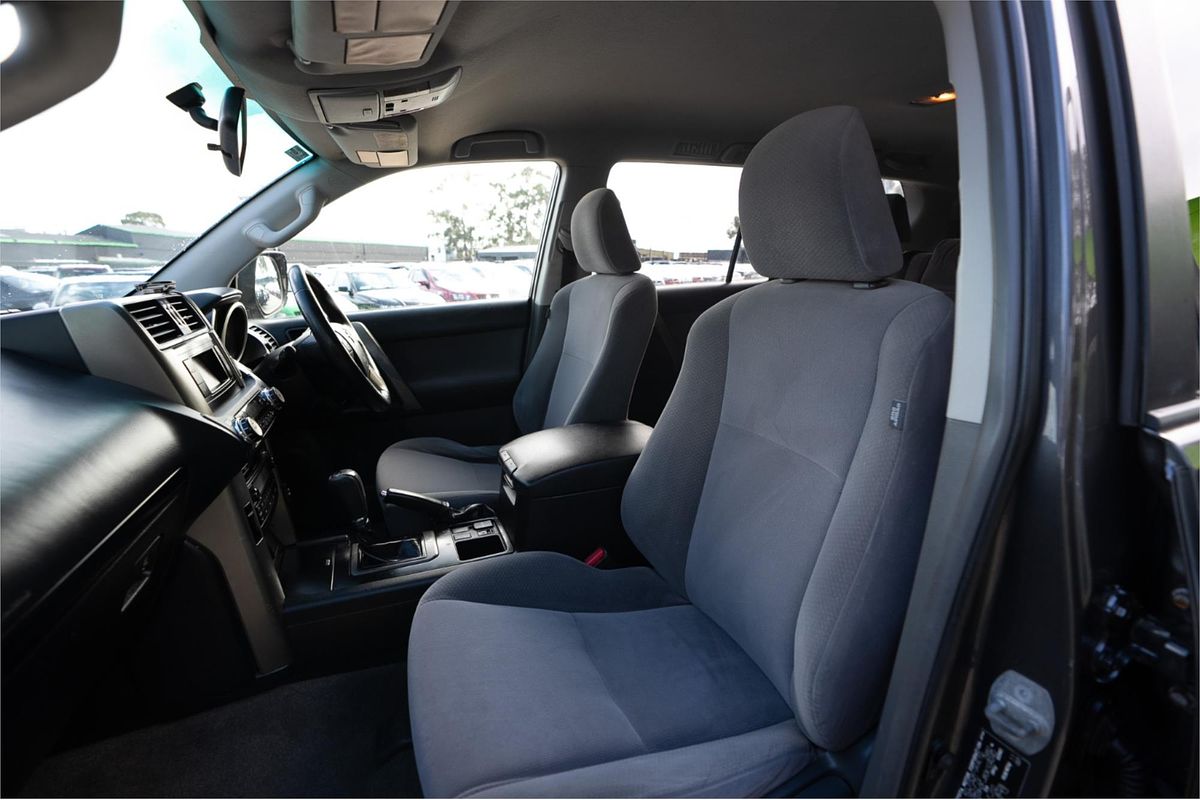 2013 Toyota Landcruiser GXL KDJ150R 11 UPGRADE