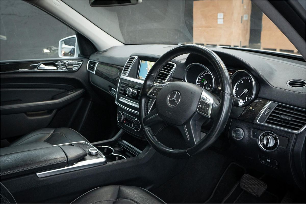 2012 Mercedes-Benz ML 350CDI BLUETEC (4x4) 166