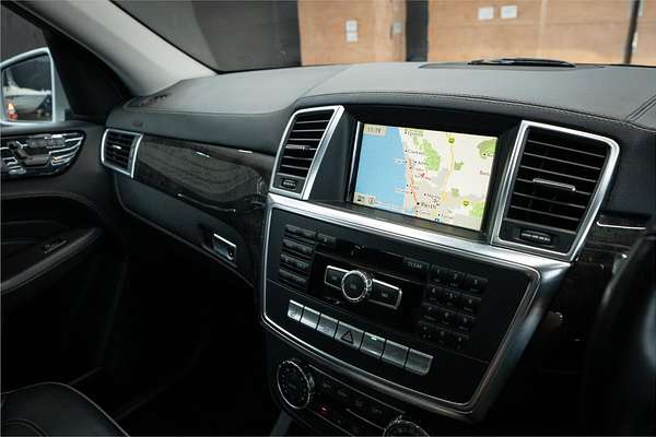 2012 Mercedes-Benz ML 350CDI BLUETEC (4x4) 166