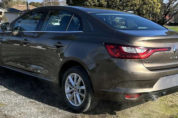 2019 Renault Megane Zen LFF