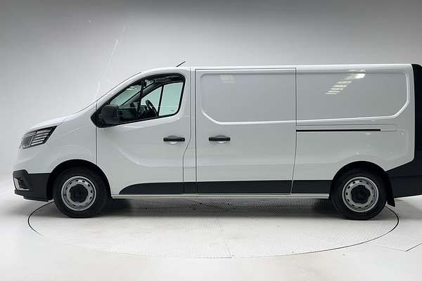 2023 Renault Trafic Premium X82 LWB