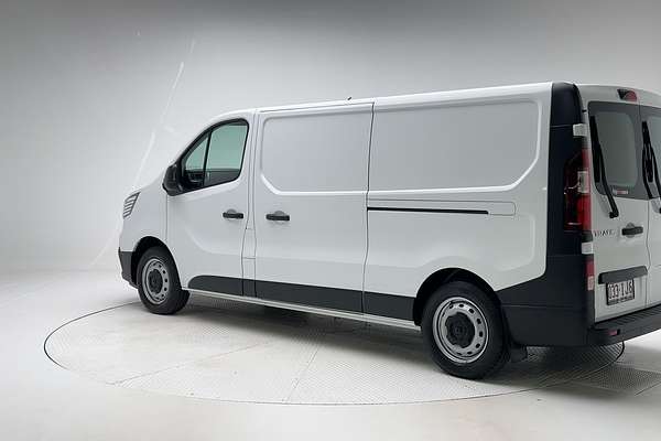 2023 Renault Trafic Premium X82 LWB