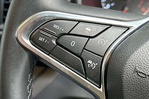 2023 Renault Trafic Premium X82 LWB