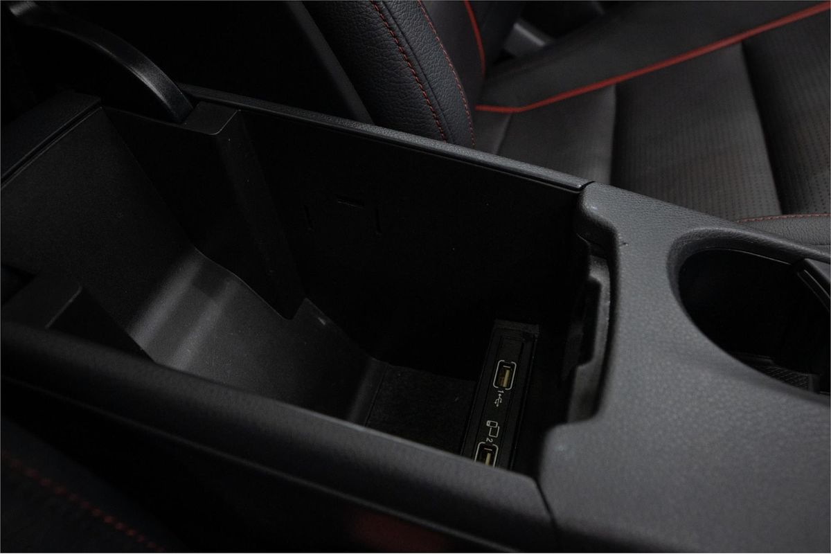 2016 Mercedes-Benz A45 AMG 176 MY17