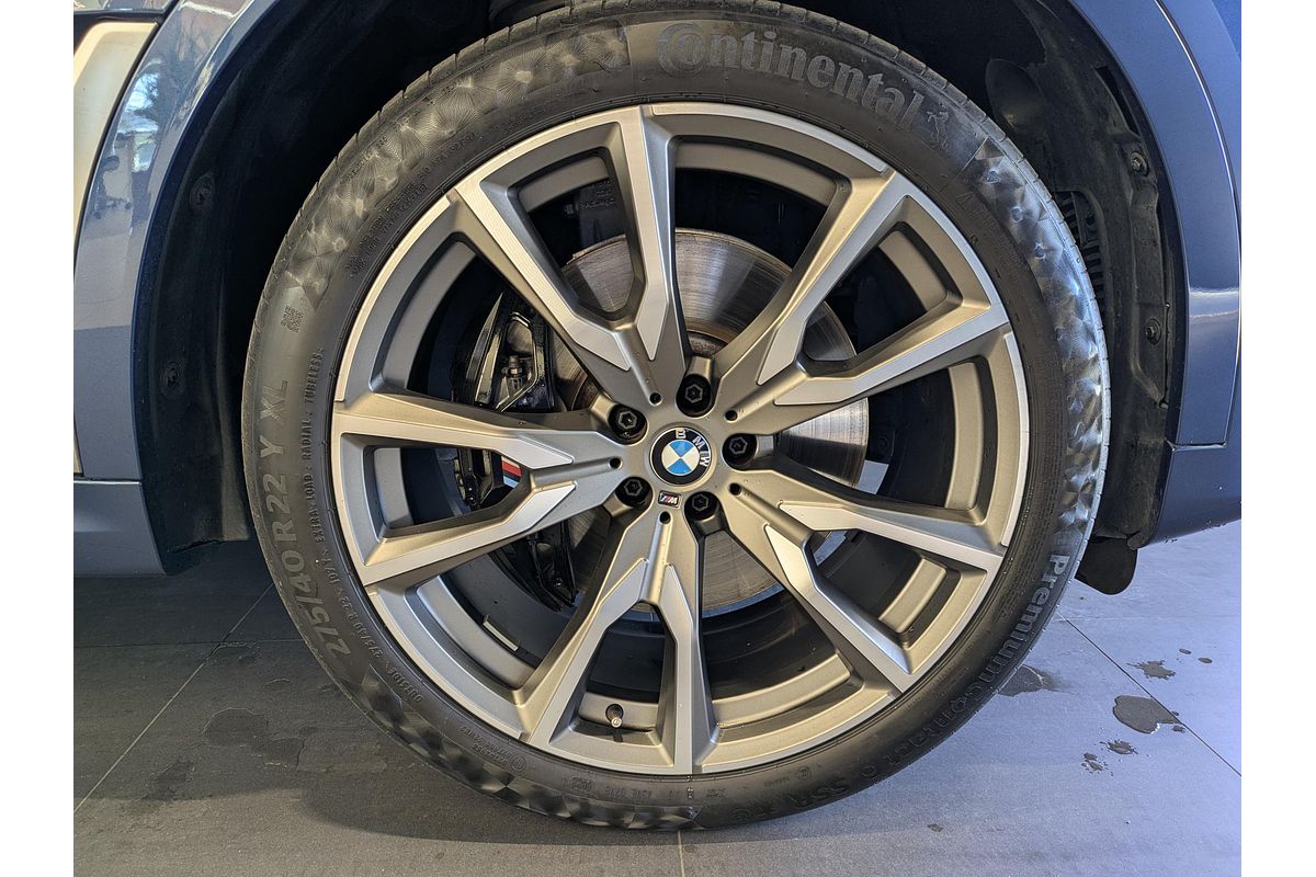 2022 BMW X7 M50i G07