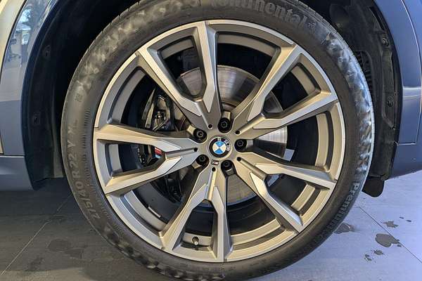 2022 BMW X7 M50i G07