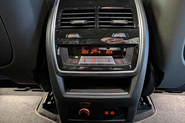 2022 BMW X7 M50i G07
