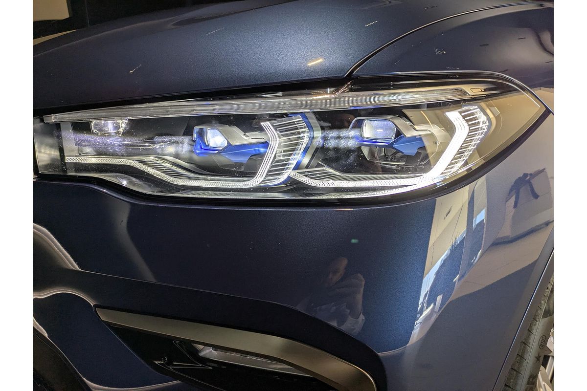 2022 BMW X7 M50i G07