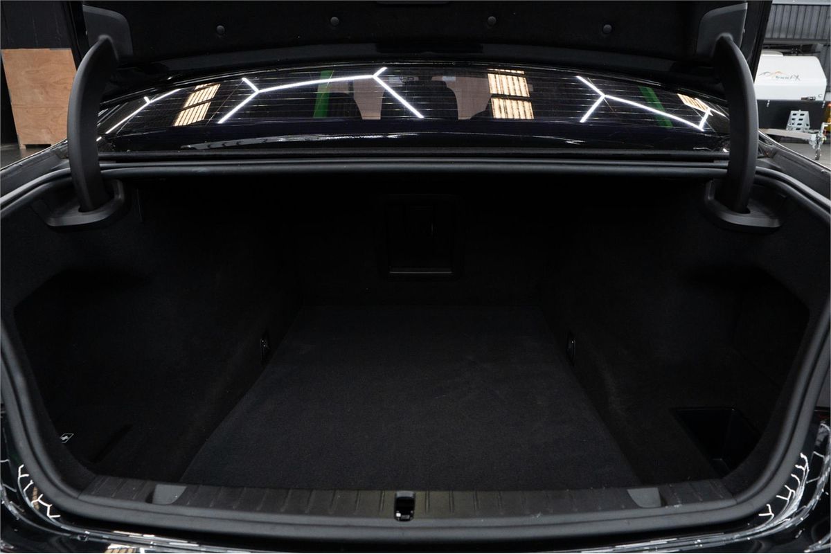 2019 BMW 7 40i M SPORT G11