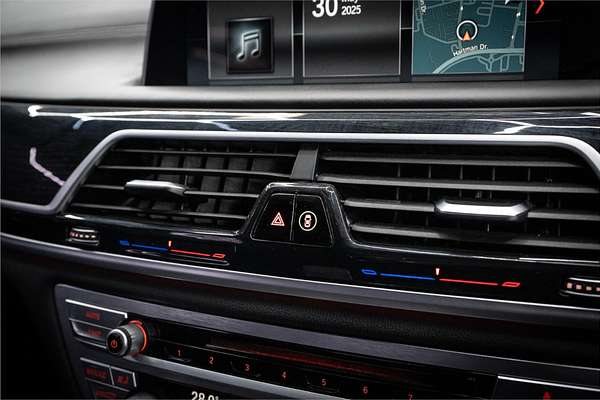 2019 BMW 7 40i M SPORT G11