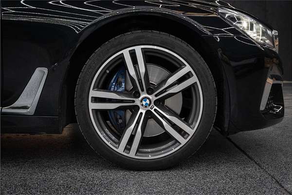 2019 BMW 7 40i M SPORT G11