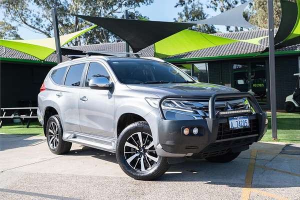 2016 Mitsubishi PAJERO SPORT GLS QE