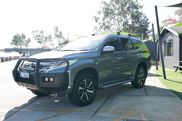 2016 Mitsubishi PAJERO SPORT GLS QE