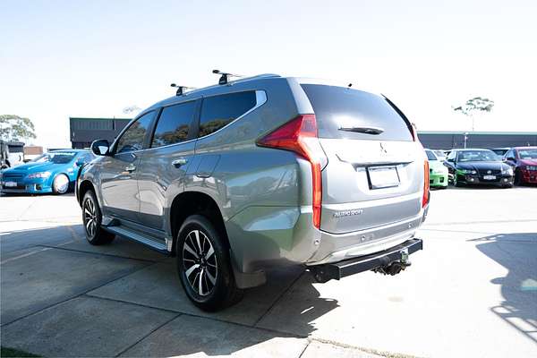 2016 Mitsubishi PAJERO SPORT GLS QE