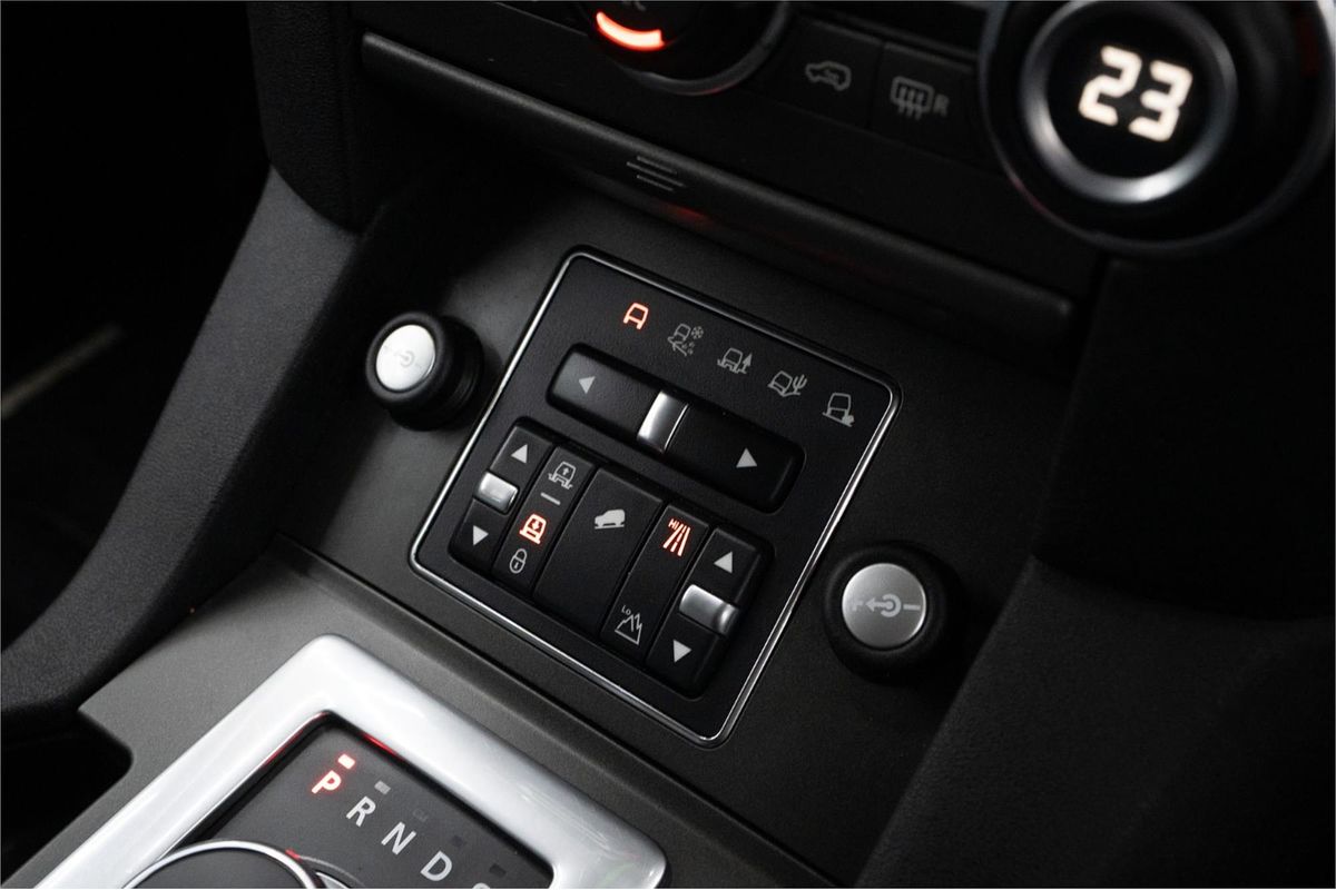 2016 Land Rover Discovery SDV6 HSE Series 4