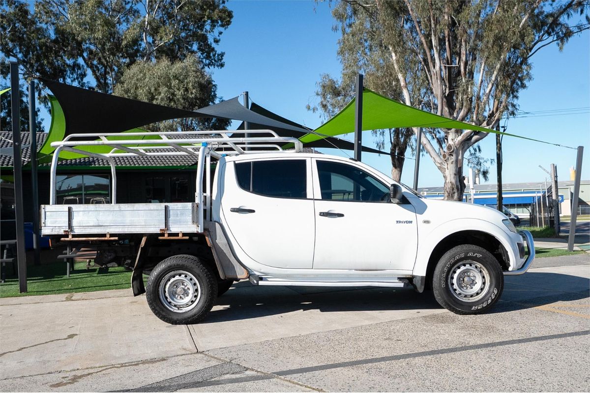 2012 Mitsubishi Triton GLX MN 4X4