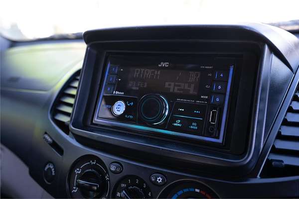 2012 Mitsubishi Triton GLX MN 4X4