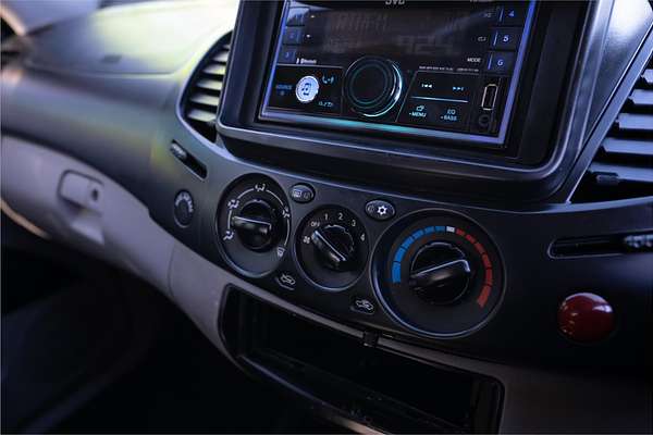 2012 Mitsubishi Triton GLX MN 4X4