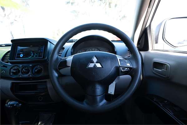 2012 Mitsubishi Triton GLX MN 4X4
