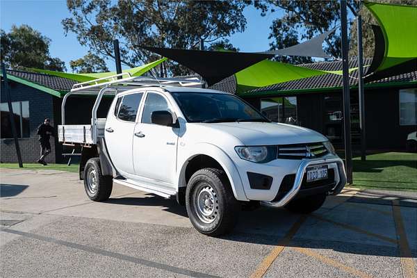 2012 Mitsubishi Triton GLX MN 4X4