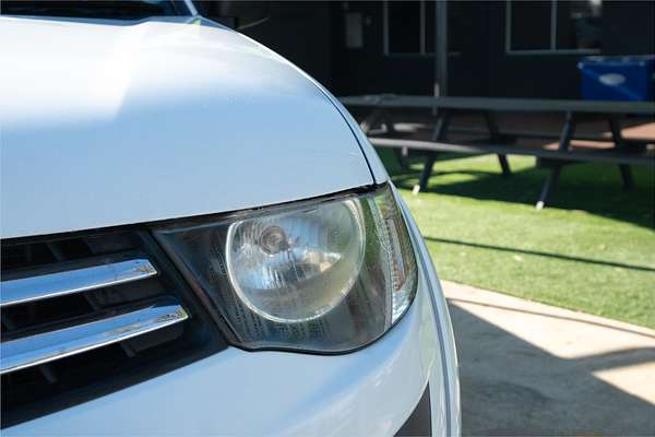2012 Mitsubishi Triton GLX MN 4X4