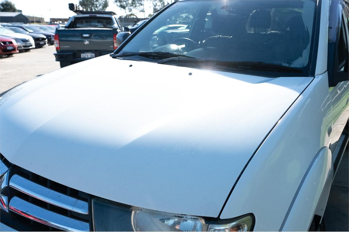 2012 Mitsubishi Triton GLX MN 4X4