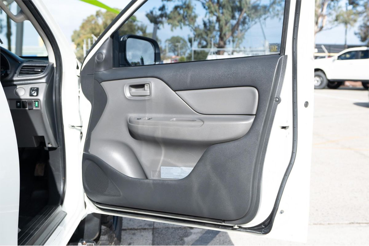 2016 Mitsubishi Triton GLX MQ 4X4