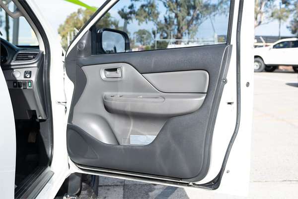 2016 Mitsubishi Triton GLX MQ 4X4