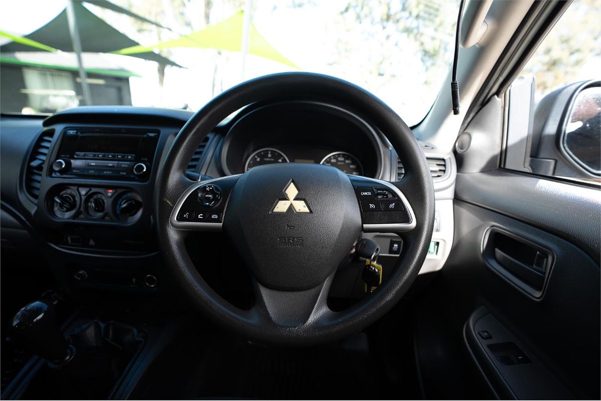 2016 Mitsubishi Triton GLX MQ 4X4