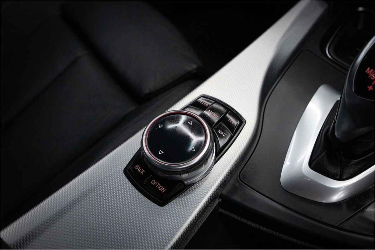 2013 BMW 4 28i LUXURY LINE F32