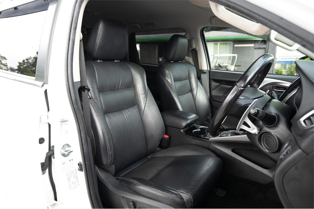 2017 Mitsubishi Pajero Sport Exceed QE