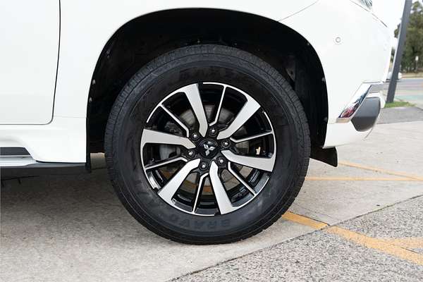2017 Mitsubishi Pajero Sport Exceed QE