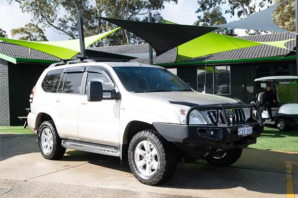 2009 Toyota Landcruiser GXL VDJ200R