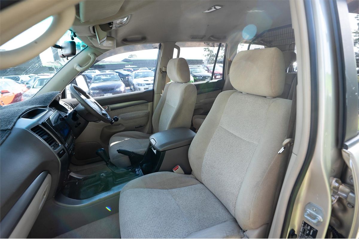 2009 Toyota Landcruiser GXL VDJ200R