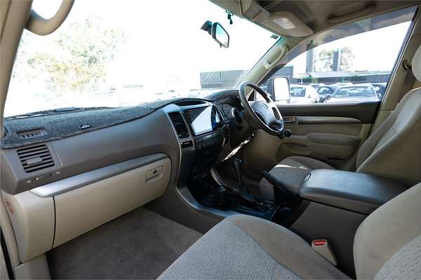 2009 Toyota Landcruiser GXL VDJ200R