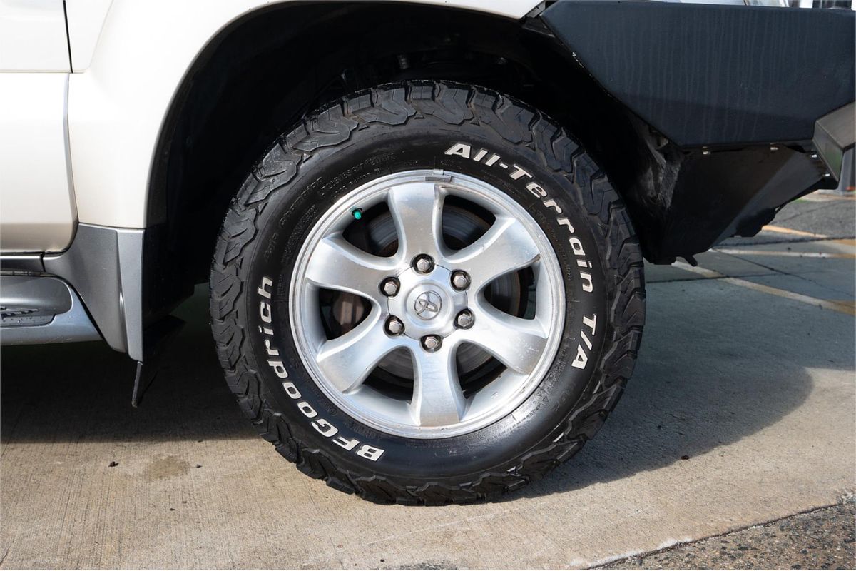 2009 Toyota Landcruiser GXL VDJ200R
